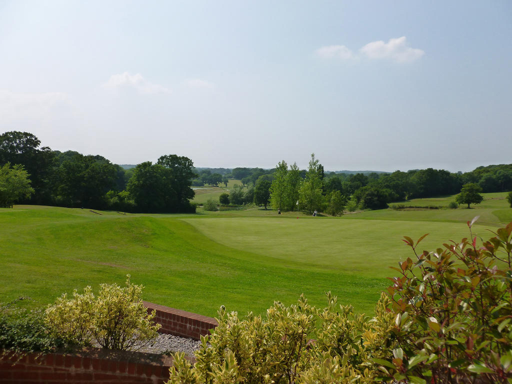 London Beach Country Hotel & Golf Club 텐터든 외부 사진