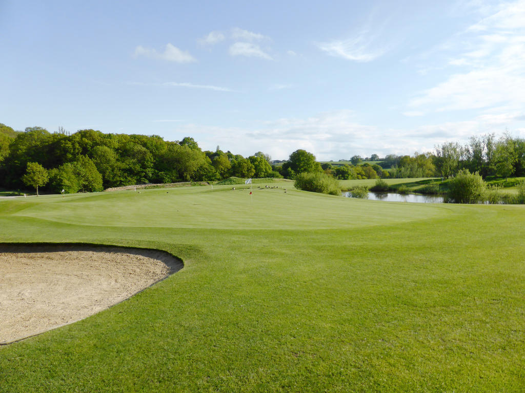 London Beach Country Hotel & Golf Club 텐터든 외부 사진