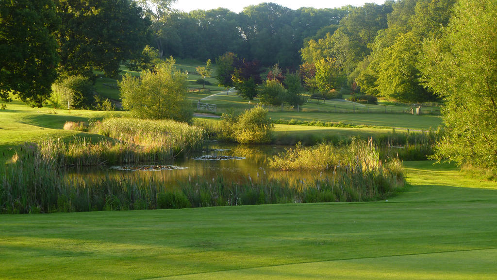 London Beach Country Hotel & Golf Club 텐터든 외부 사진