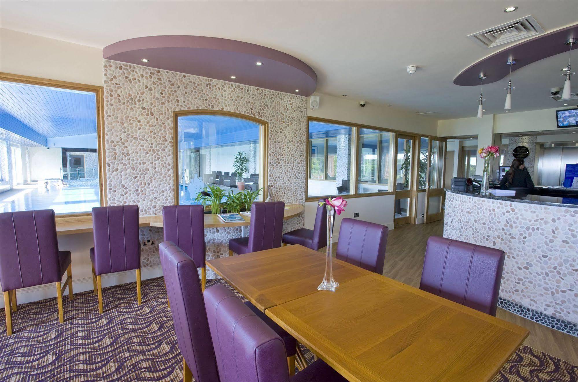 London Beach Country Hotel & Golf Club 텐터든 외부 사진